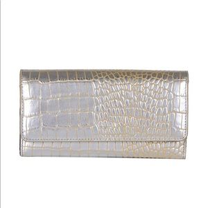 Tahari Leather Wallet in Pearl Silver. NWT